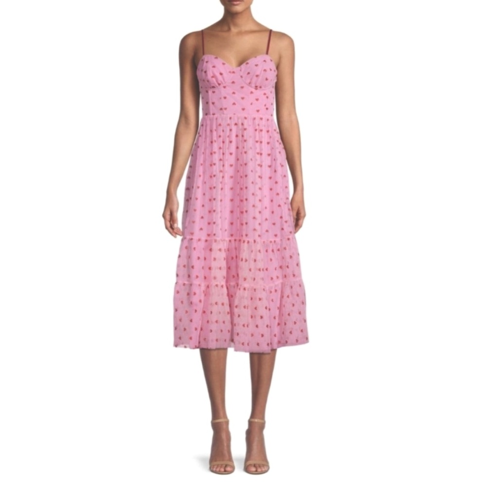 NWOT THE Betsy Johnson Heart Dress!! Cute, stylish, sexy! Date Night ready!